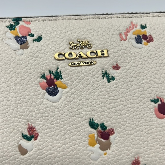 Coach Accordion Zip Wallet With Floral Print Brass/Chalk Multi - Picture 3 of 16